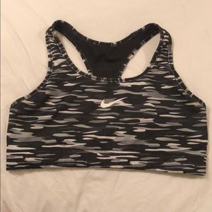 NWOT Nike Large Impact Sports Bra